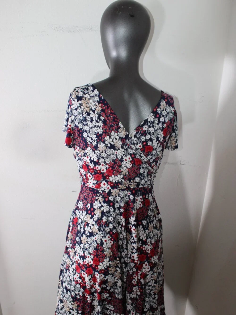 Kaileigh Amandine Floral Faux-Wrap Knit Dress Navy Red Medium